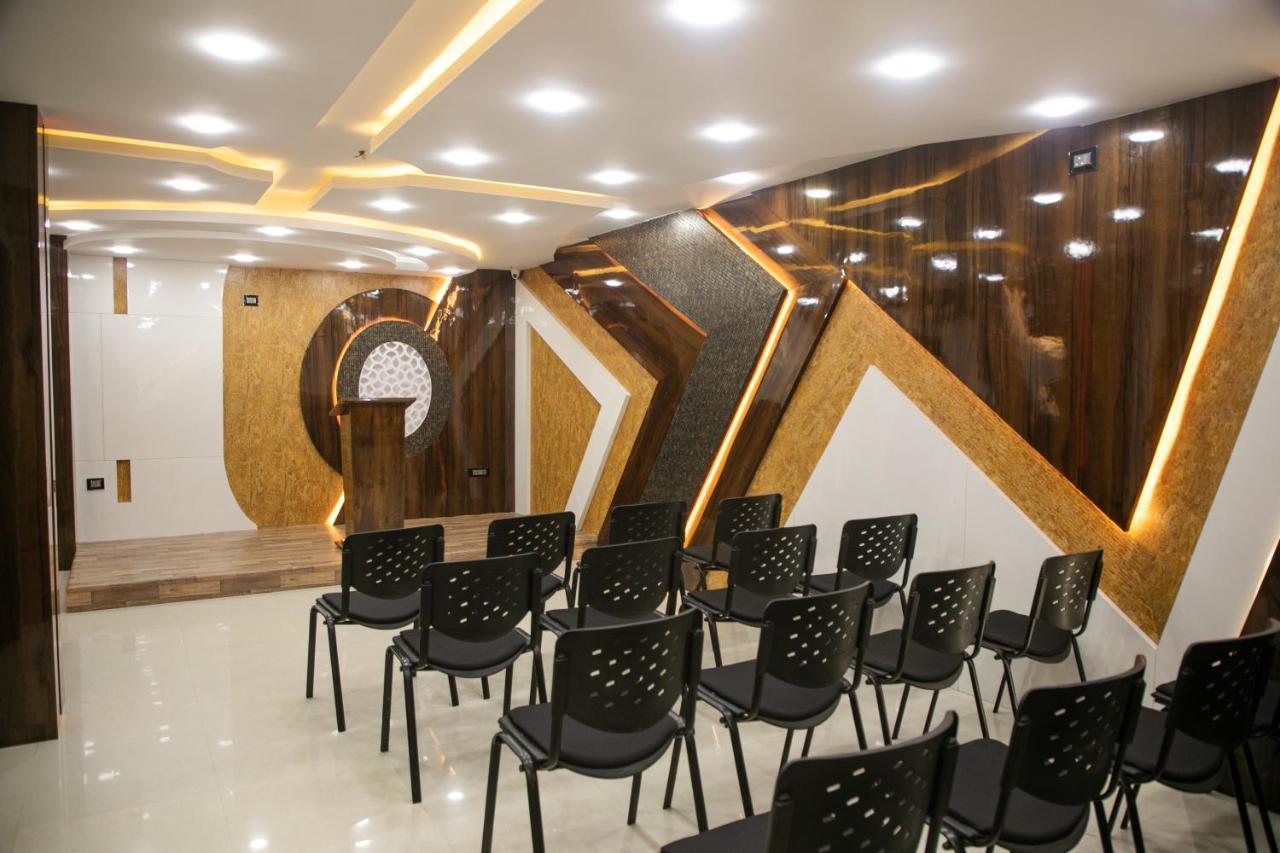 Crescent International Kohima Esterno foto
